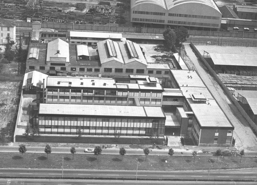 Sede Fulvio Testi dall'alto - italfarmaco - foto storica