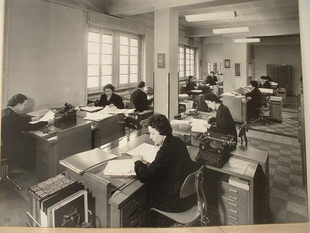 I primi uffici di italfarmaco - foto storica